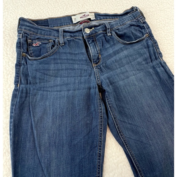 HOLLISTER • Blue Medium Wash SoCal Stretch Straight Leg Jeans, 29 - Picture 15 of 16